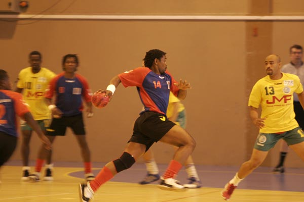 handnat3_06-10-11_0328
